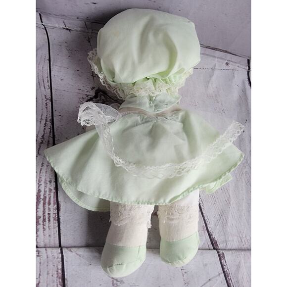 Vintage Cloth Doll Yarn Yellow Blond Hair Green Dress - Picture 5 of 7